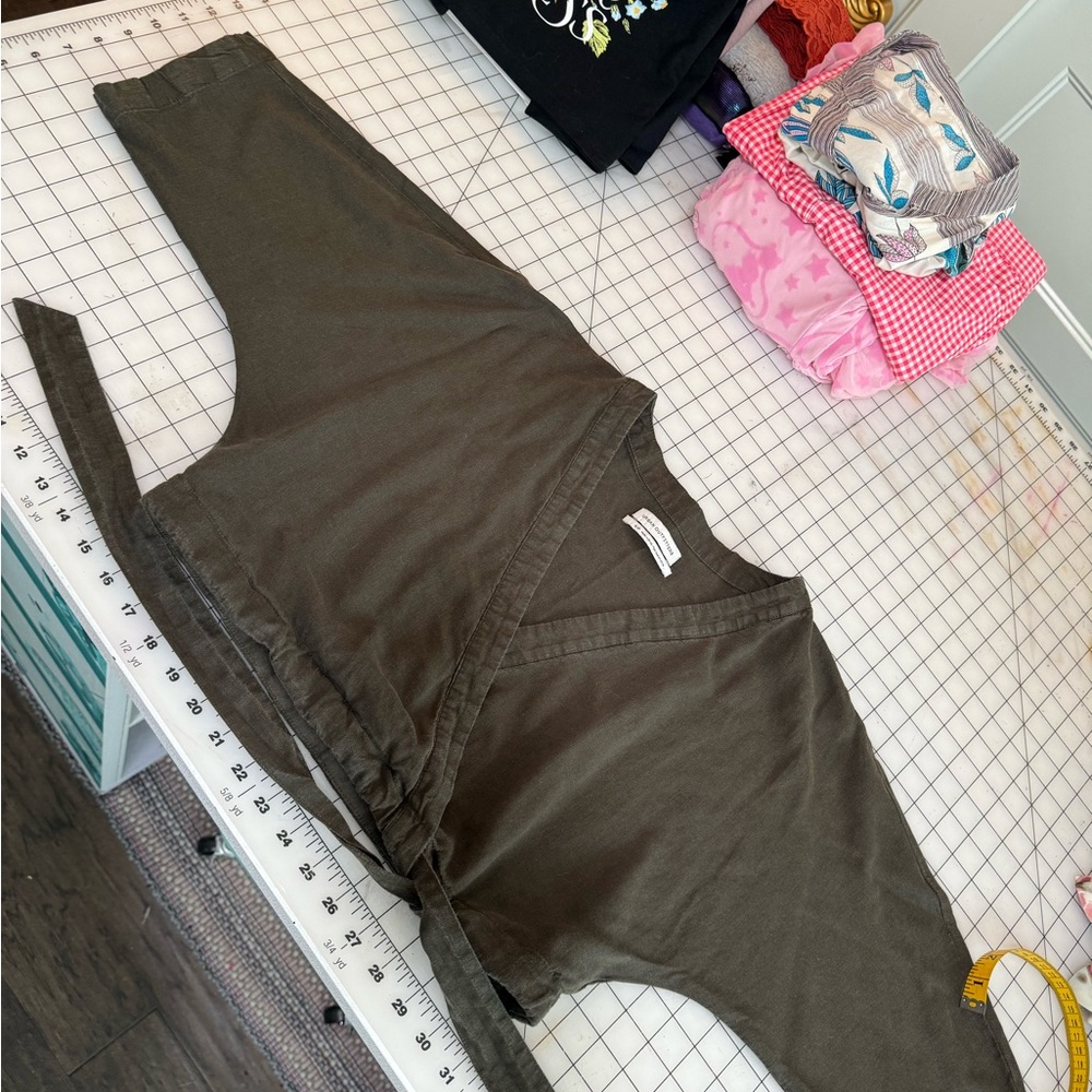 Urban Outfitters Olive Crop Top